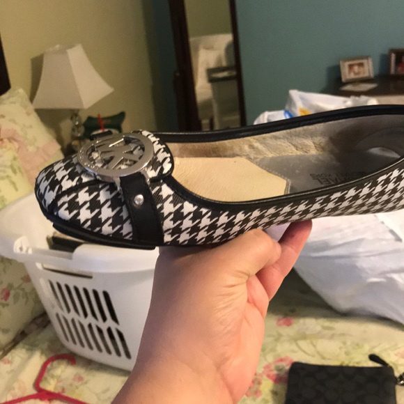 Michael Kors ballet flats - Picture 2 of 2